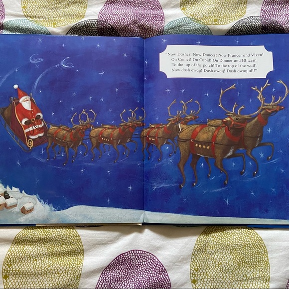 Christmas Books - Picture 3 of 9